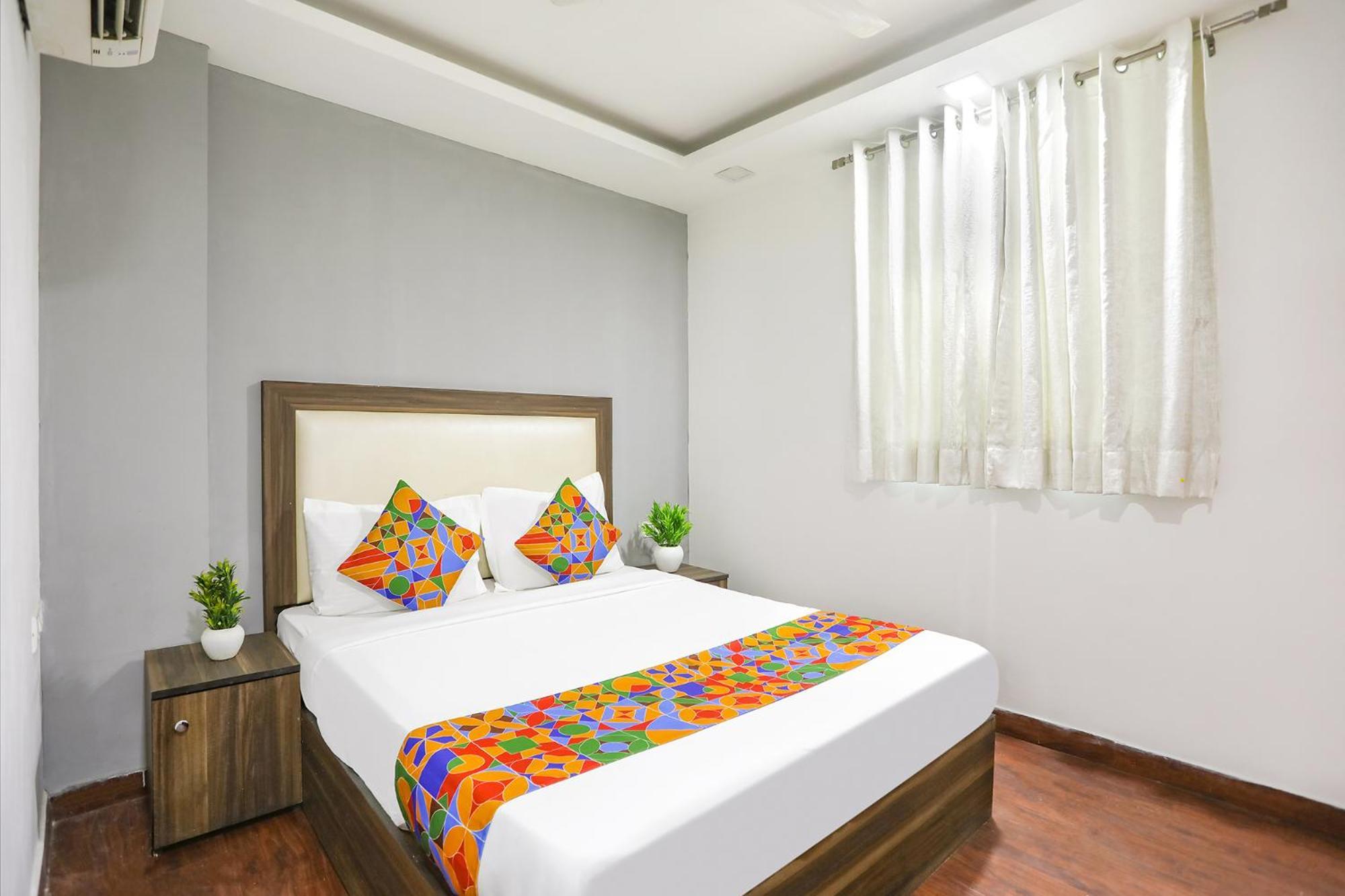 OYO 91803 Hotel Mannat New Delhi Buitenkant foto
